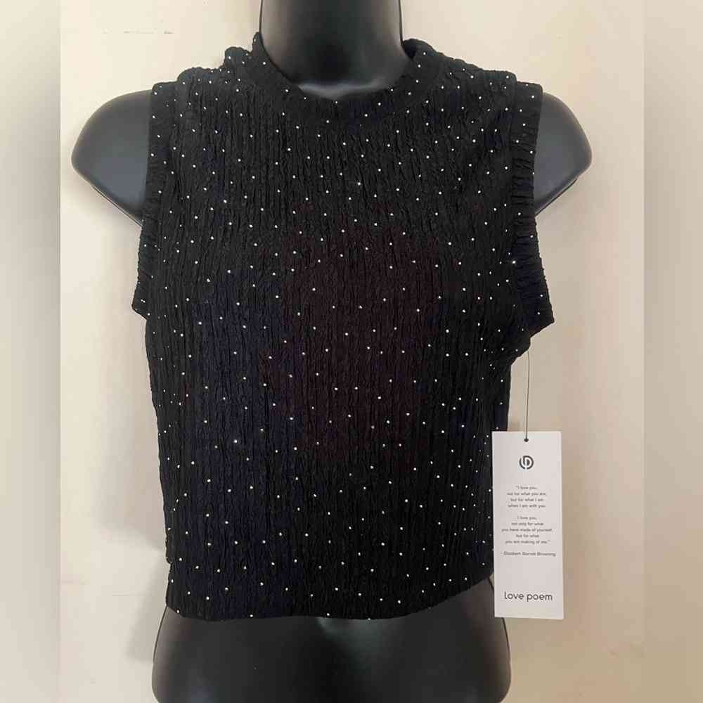 Black Sleeveless Top